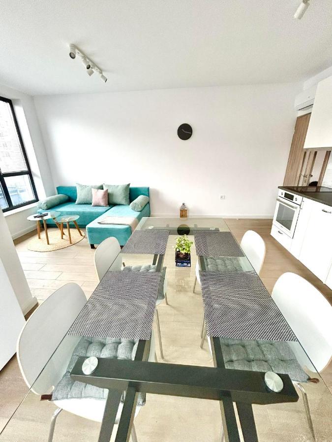 Smart Apartment Mir Varna ภายนอก รูปภาพ