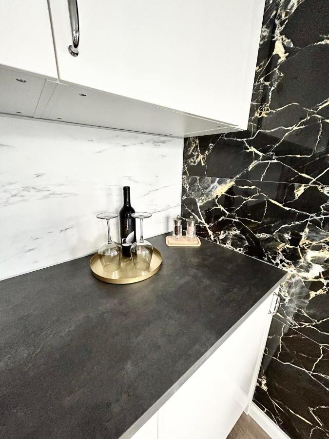 Smart Apartment Mir Varna ภายนอก รูปภาพ